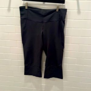 lululemon vintage groovy nulu crop pants